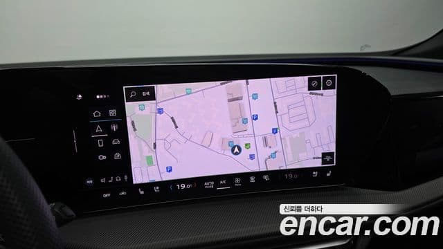 Audi Q5 2025 — Şəkil 15/20