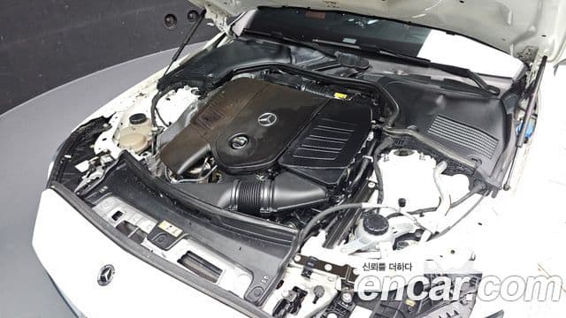 Mercedes-Benz C-Class 2023 — ფოტო 6/20