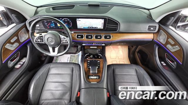 Mercedes-Benz GLE-Class 2020 — ფოტო 7/20