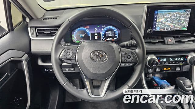 Toyota RAV4 2024 — Şəkil 11/20