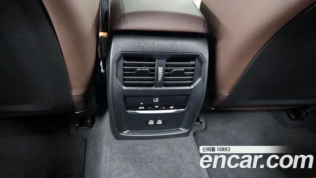 BMW 3 Series 2024 — Şəkil 19/20