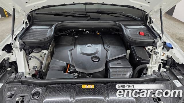 Mercedes-Benz GLE-Class 2023 — ფოტო 5/20