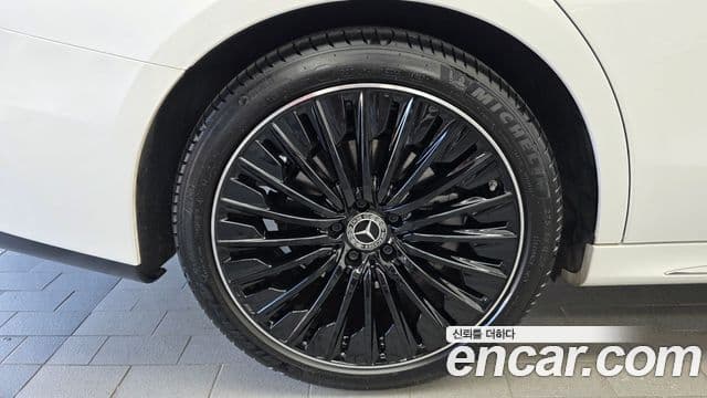 Mercedes-Benz E-Class 2025 — Şəkil 5/20