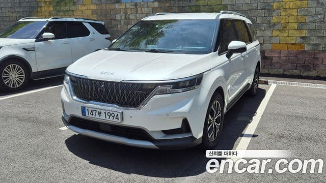 Kia Carnival 2021 — Фото 1/14