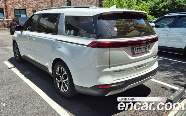 Kia Carnival 2021 — Фото 2/14