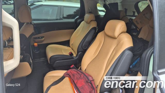 Kia Carnival 2021 — Фото 10/14