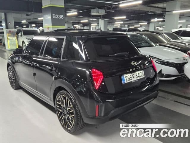 Mini Cooper S 2025 — ფოტო 1/20