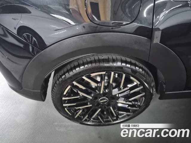 Mini Cooper S 2025 — ფოტო 13/20
