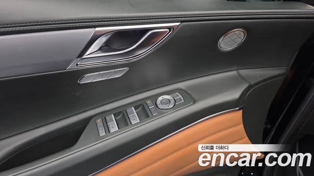 Genesis GV80 2023 — Photo 11/30