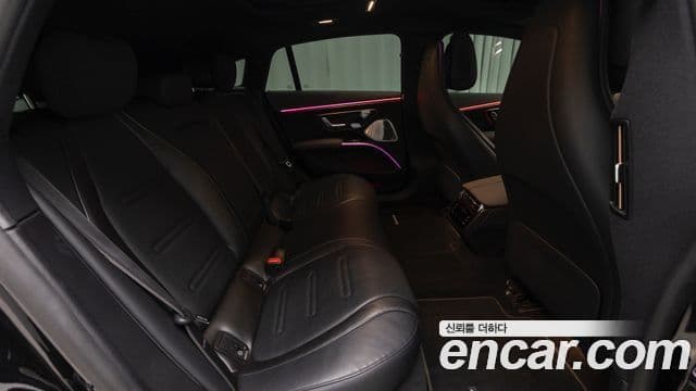 Mercedes-Benz EQS 2022 — Photo 14/20