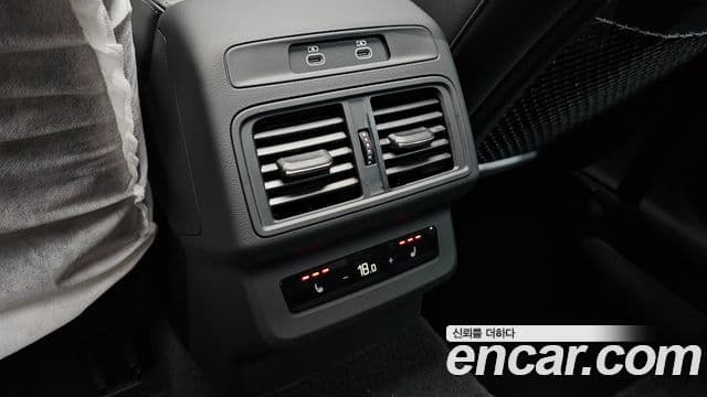 Audi Q5 2025 — ფოტო 19/20