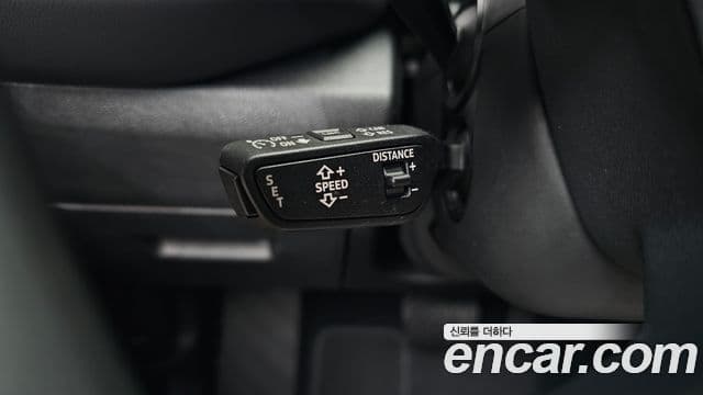 Audi Q5 2025 — Photo 19/35