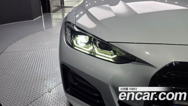 BMW 4 Series 2023 — Photo 24/39