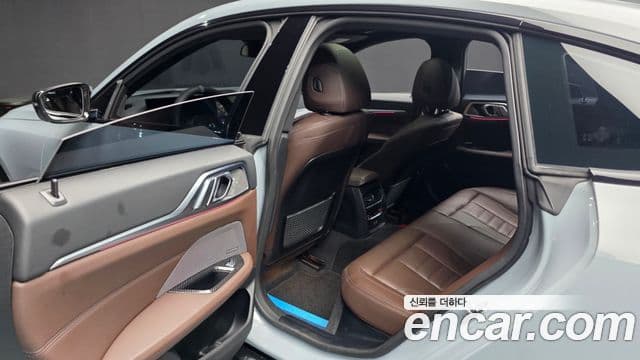 BMW 4 Series 2023 — Photo 15/39