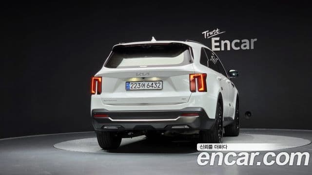 Kia Sorento 2024 — ფოტო 4/20