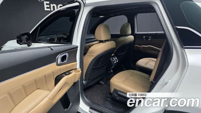 Kia Sorento 2024 — Photo 8/41