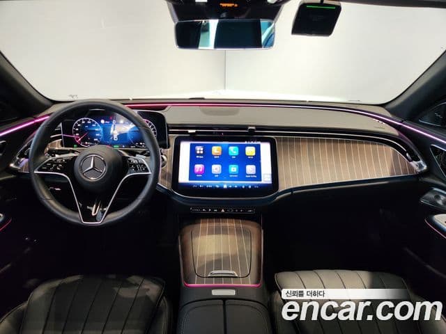 Mercedes-Benz E-Class 2025 — Фото 14/20
