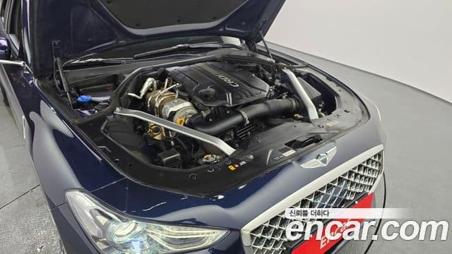 Genesis G70 2020 — ფოტო 6/20