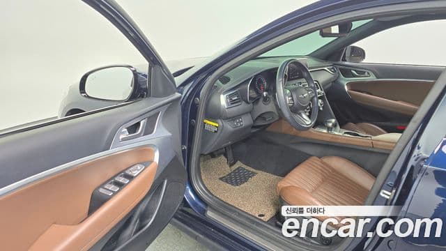 Genesis G70 2020 — ფოტო 10/20