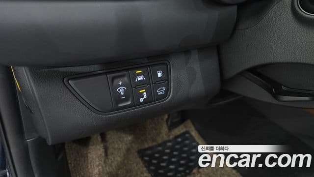 Genesis G70 2020 — ფოტო 14/20