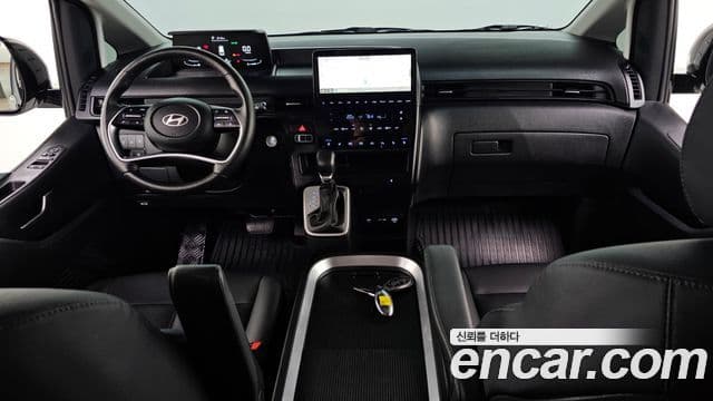 Hyundai Staria 2025 — Şəkil 6/20