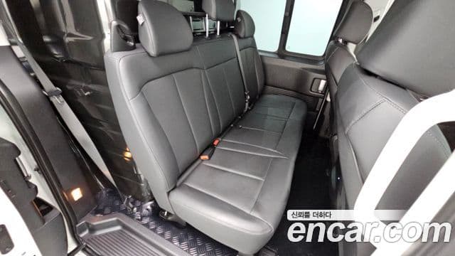 Hyundai Staria 2025 — Şəkil 12/20