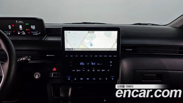 Hyundai Staria 2025 — Şəkil 14/20
