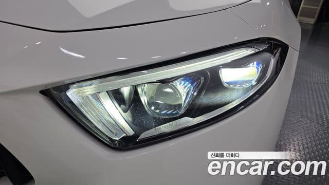 Mercedes-Benz CLS-Class 2021 — Photo 18/32