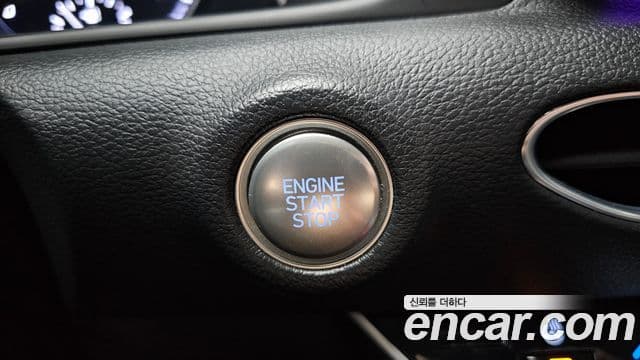 Hyundai Sonata Hybrid 2021 — Şəkil 12/35