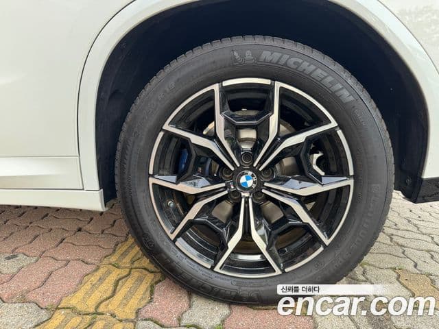 BMW X4 2023 — Şəkil 18/20