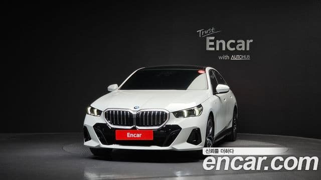 BMW 5 Series 2025 — Şəkil 3/20