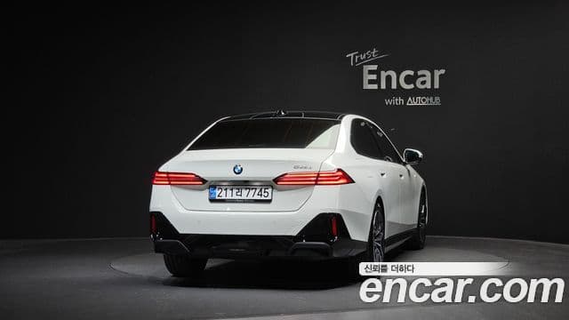 BMW 5 Series 2025 — Şəkil 4/20