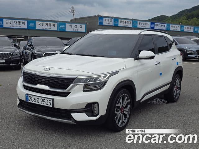 Kia Seltos 2020 — Фото 9/20