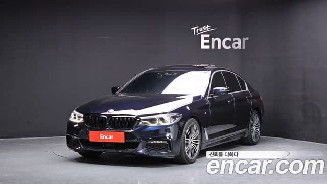 BMW 5 Series 2019 — ფოტო 1/20