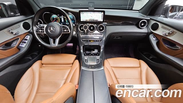 Mercedes-Benz GLC-Class 2021 — Şəkil 7/20