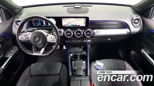 Mercedes-Benz GLB-Class 2021 — ფოტო 5/20