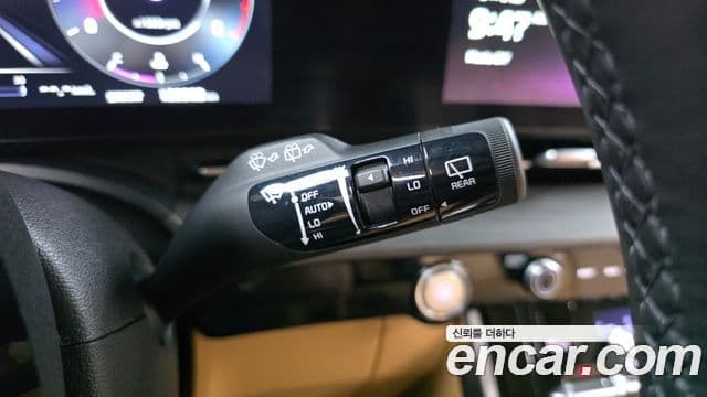 Kia Carnival 2023 — ფოტო 20/20