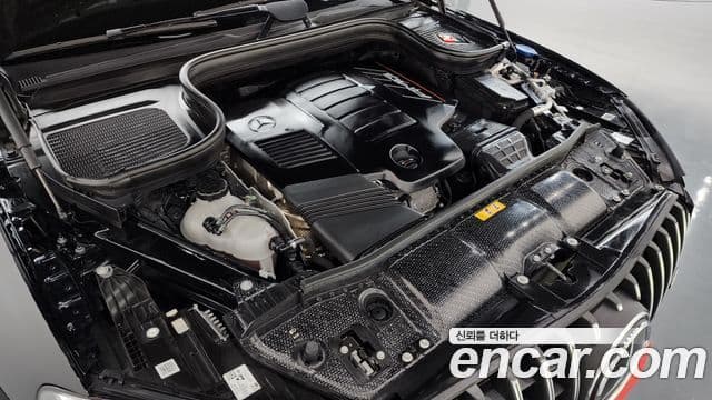 Mercedes-Benz GLE-Class 2023 — ფოტო 6/20