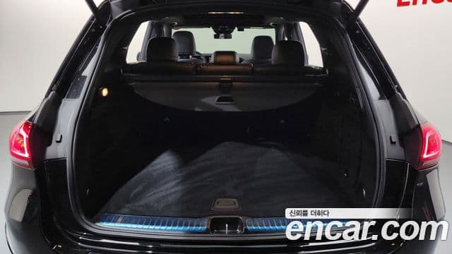 Mercedes-Benz GLE-Class 2023 — ფოტო 19/20
