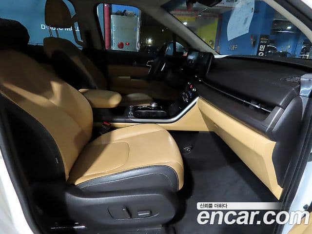 Kia Carnival 2022 — Фото 6/20