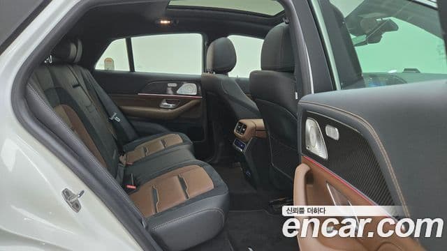 Mercedes-Benz GLE-Class 2025 — Şəkil 14/18