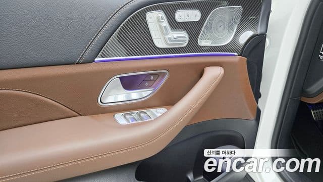 Mercedes-Benz GLE-Class 2025 — Photo 18/18