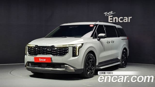 Kia Carnival 2024 — Фото 1/20