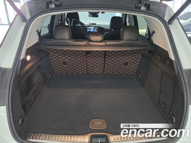 Mercedes-Benz GLE-Class 2023 — Фото 11/20