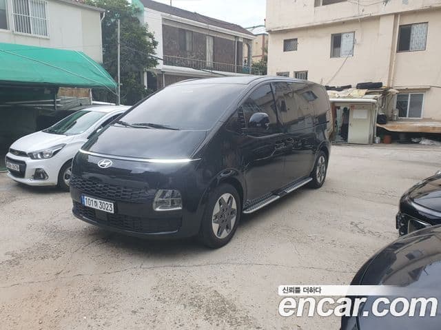 Hyundai Staria 2026 — ფოტო 2/20
