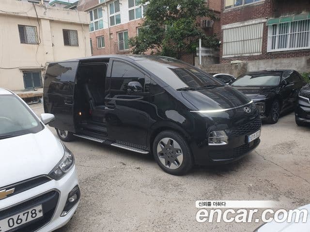 Hyundai Staria 2026 — ფოტო 3/20