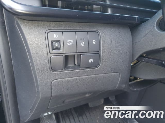 Hyundai Staria 2026 — ფოტო 11/20