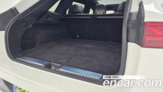 Mercedes-Benz EQS SUV 2024 — ფოტო 14/18