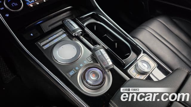Genesis GV80 2022 — ფოტო 9/20