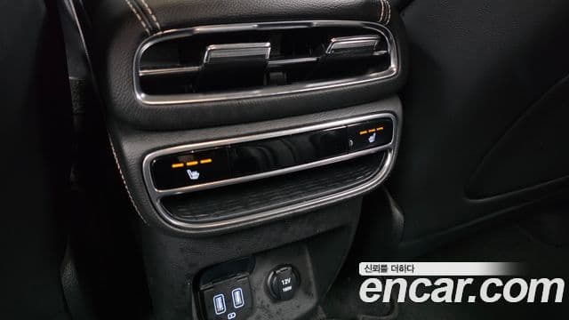 Genesis GV80 2022 — Photo 17/33